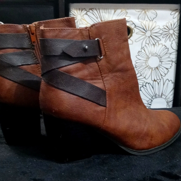 Booties - Picture 1 of 5